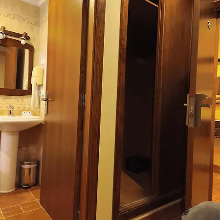 Dona Isabel ホテル *